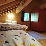 - Dans Le Carmazin Morgins