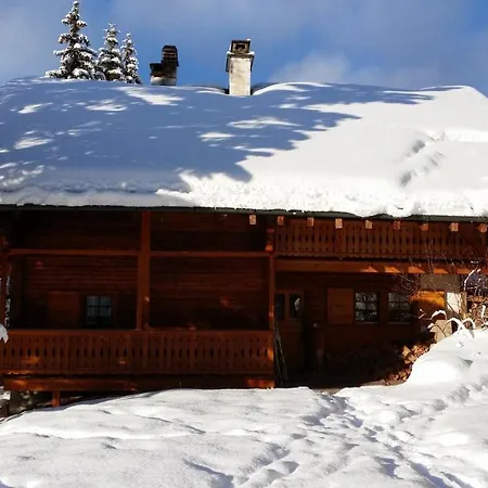 - Dans Le Carmazin Morgins