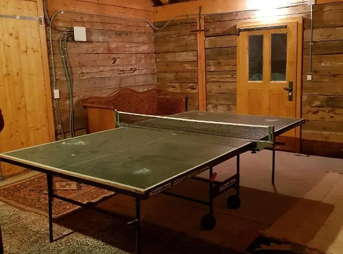 Chalet - Dans Le Carmazin *